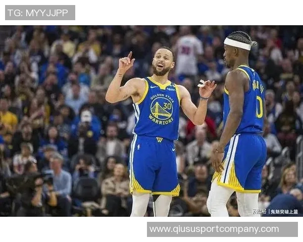 库里称赞库明加勇挑东契奇防守重任表现出色令人印象深刻